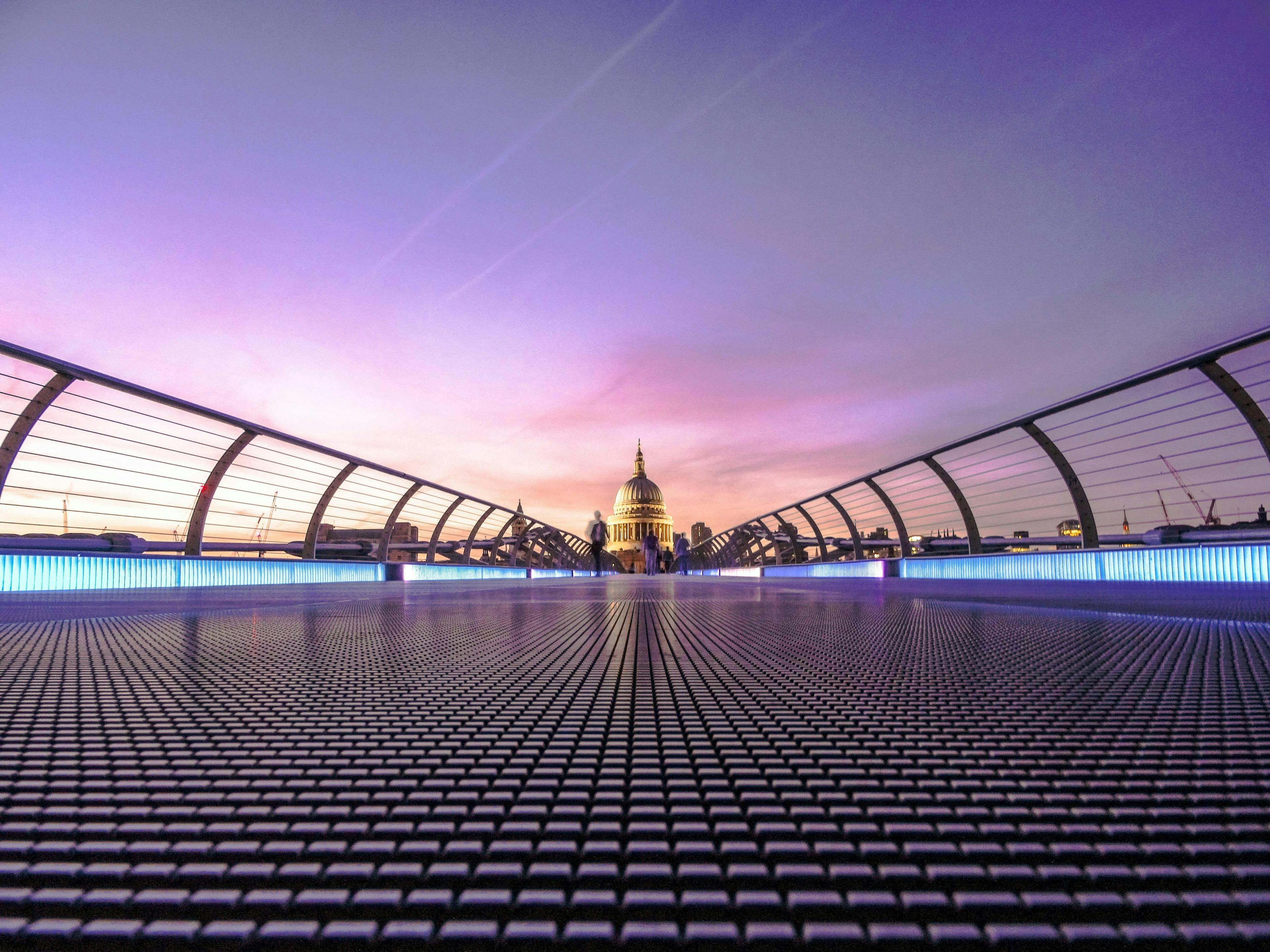 Evening over Millennium Bridge